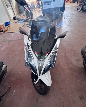 Kymco Xciting 400i