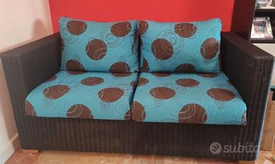 divano rattan con cuscini sfoderabili leggerissimo