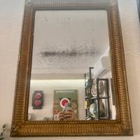Specchio antico in legno dorato 86x63 cm