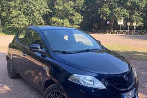 Lancia Ypsilon 1.2 Gold