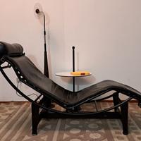 Chaise longue LC4 Le Corbusier di Cassina
