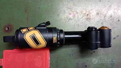 mono posteriore ohlins