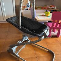 Sdraietta neonato con musica e vibrazione. 