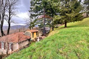 Villa a schiera - Varese Ligure