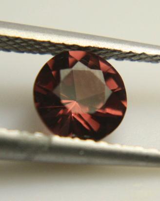 GRANATO NATURALE (MALAYA) 1.255 ct (1708)