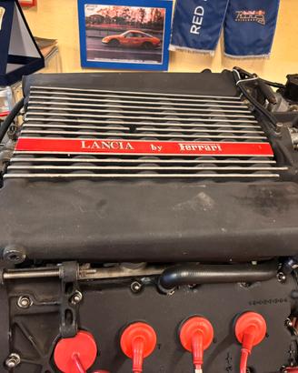 Motore e cambio Lancia Thema 8.32 F105