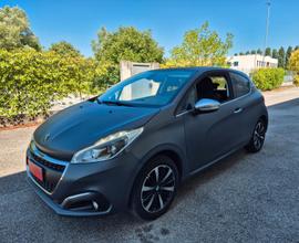 Peugeot 208 BlueHDi 75 3 porte Allure