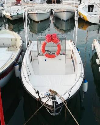 Vendita barca a motore