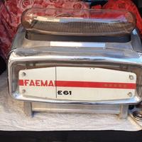 Macchina da caffè anni 60 marca Faema mod. E 61