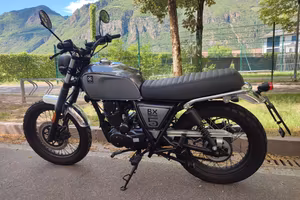 BRIXTON BX 125 