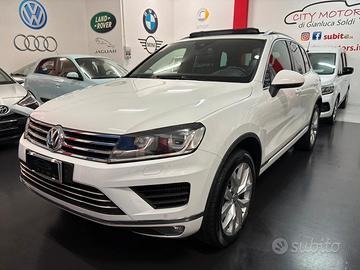 Volkswagen Touareg 3.0 TDI 204 CV tiptronic BlueMo