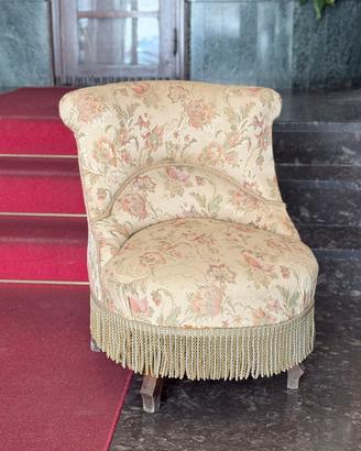Antica poltrona in stile Napoleone