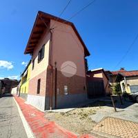 CASA SEMINDIPENDENTE A NONE