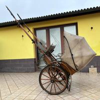 Calesse con capote ruote in legno