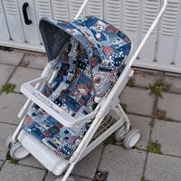 Passeggino giocattolo