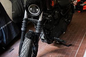 Harley davidson 883 iron