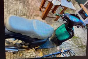 Aprilia Scarabeo 100 - 2012