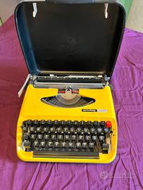 Macchina da scrivere Privileg 300 T