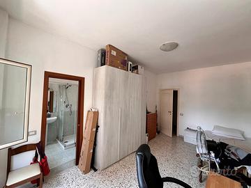 Stanza con bagno Zona Tuscolana/ Appio Claudio
