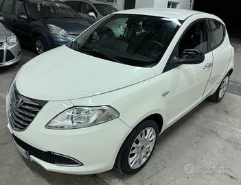 Lancia Ypsilon 1.2 69 CV 5 porte - 2011