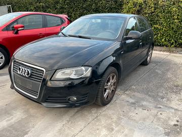 Ricambi usati per Audi A3 1.6 benz 2009 BSE