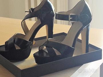 Sandali vernice nera n.38 - nuovi