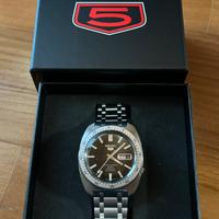 Seiko 5 sports “Gene Kranz” SRPL93K1
