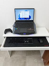 Setup gaming completo: PC Acer Nitro V15