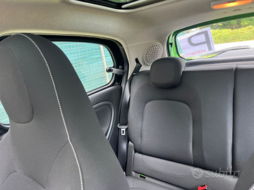 Smart elettrica super accesoriata