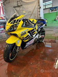 CBR 600 Replica Valentino Rossi