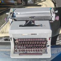 macchina da scrivere Olivetti linea 88