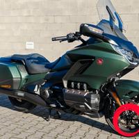 Honda GL 1800 Gold Wing BAGGER DCT
