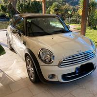 MINI COOPER DIESEL