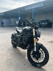 Benelli 752S
