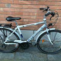 Atala Discovery – Bici Trekking/City
