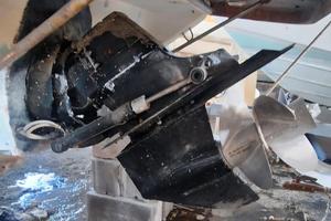 piede poppiero bravo tre duoprop eliche acciaio 