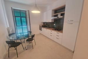 Marina di Carrara Via Cavallotti Arredato  