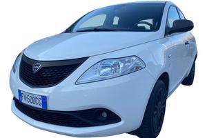 LANCIA Ypsilon 1.2 69 CV 5 porte S&S Platinum