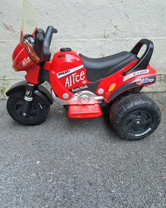 Peg Perego triciclo Ducati