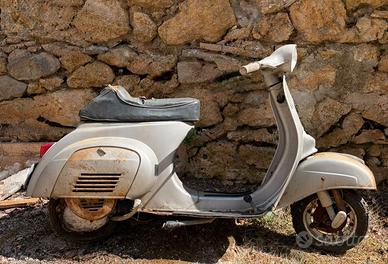 Vespa 50 R 1973 – Conservata, vernice originale