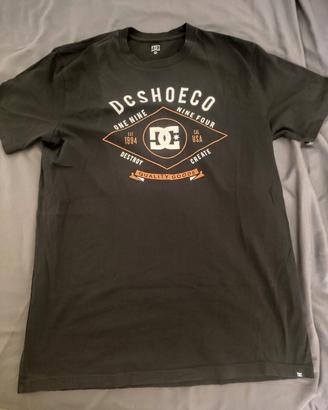 T-shirt DC Shoes 