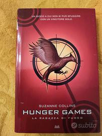 Libro "Hunger Games: La ragazza di fuoco"
