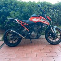 Ktm Duke 125 2018 prezzo trattabile