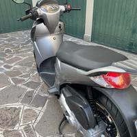 Aprilia scarabeo 125 light 2009