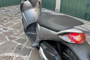 Aprilia scarabeo 125 light 2009