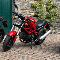 Ducati Monster 695