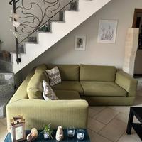 Divano angolare 5 posti con mensola -ottime cond.