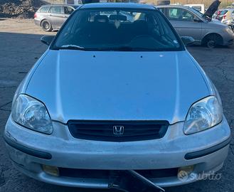 Honda Civic Anno 1998 | SOLO PER RICAMBI