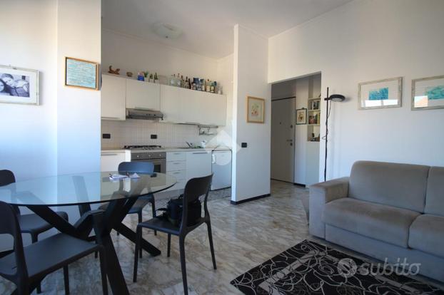 2 LOCALI A LAVAGNA