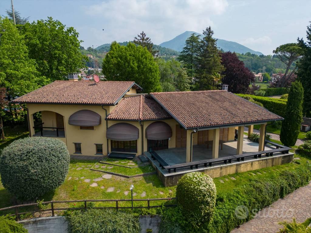 Casa – Erba, Torricella - Vista 2